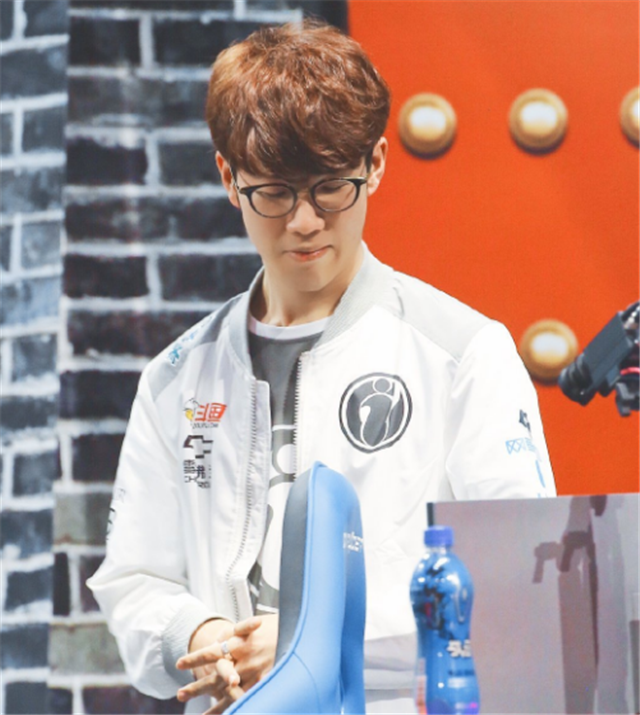 Team Heretics 和 FUT Esports 在 VCT 2025： EMEA 第一阶段取得首场胜利