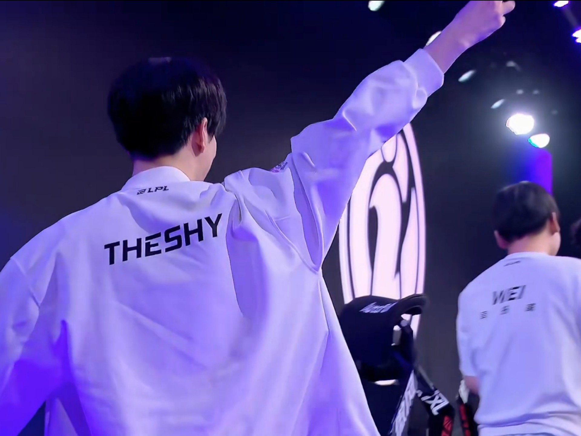 捍卫世界第一宝座！NaVi成功捧杯PGL Major